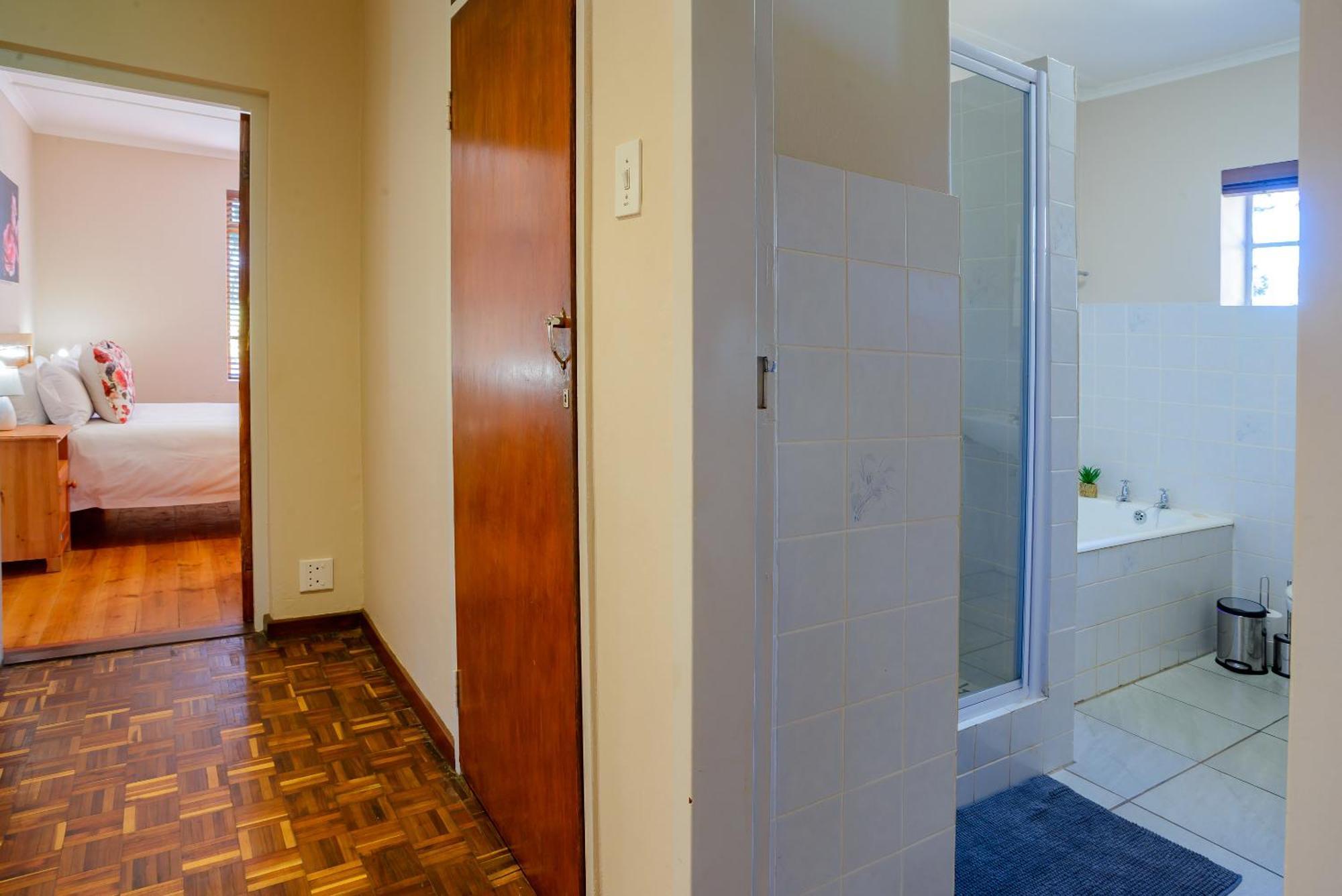 Oorvloed Guesthouse Swellendam Eksteriør billede
